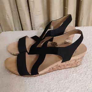 Life Stride Black Wedge Sandals Sz 11